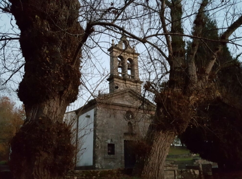 Capela Santa Lucía - O Eixo