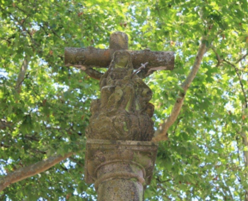 Cruceiro de la Iglesia de San Paio de Sabugueira